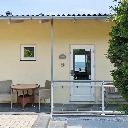 Ayo - 75m From The Sea By Interhome