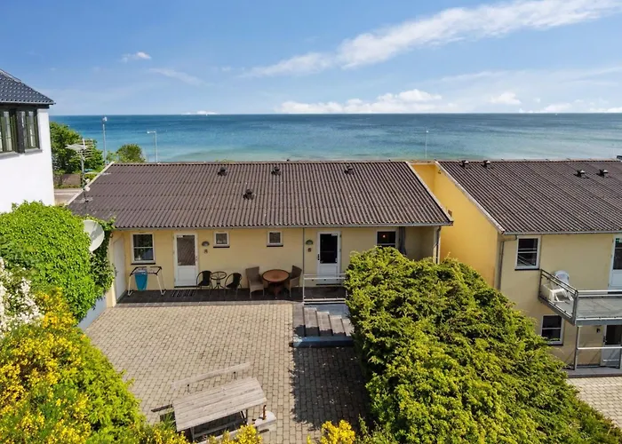 Ayo - 75m From The Sea By Interhome *